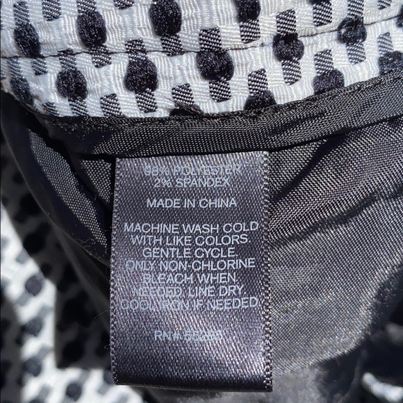 EXPRESS Editor Crop Pants SZ 8 - Picture 5 of 5